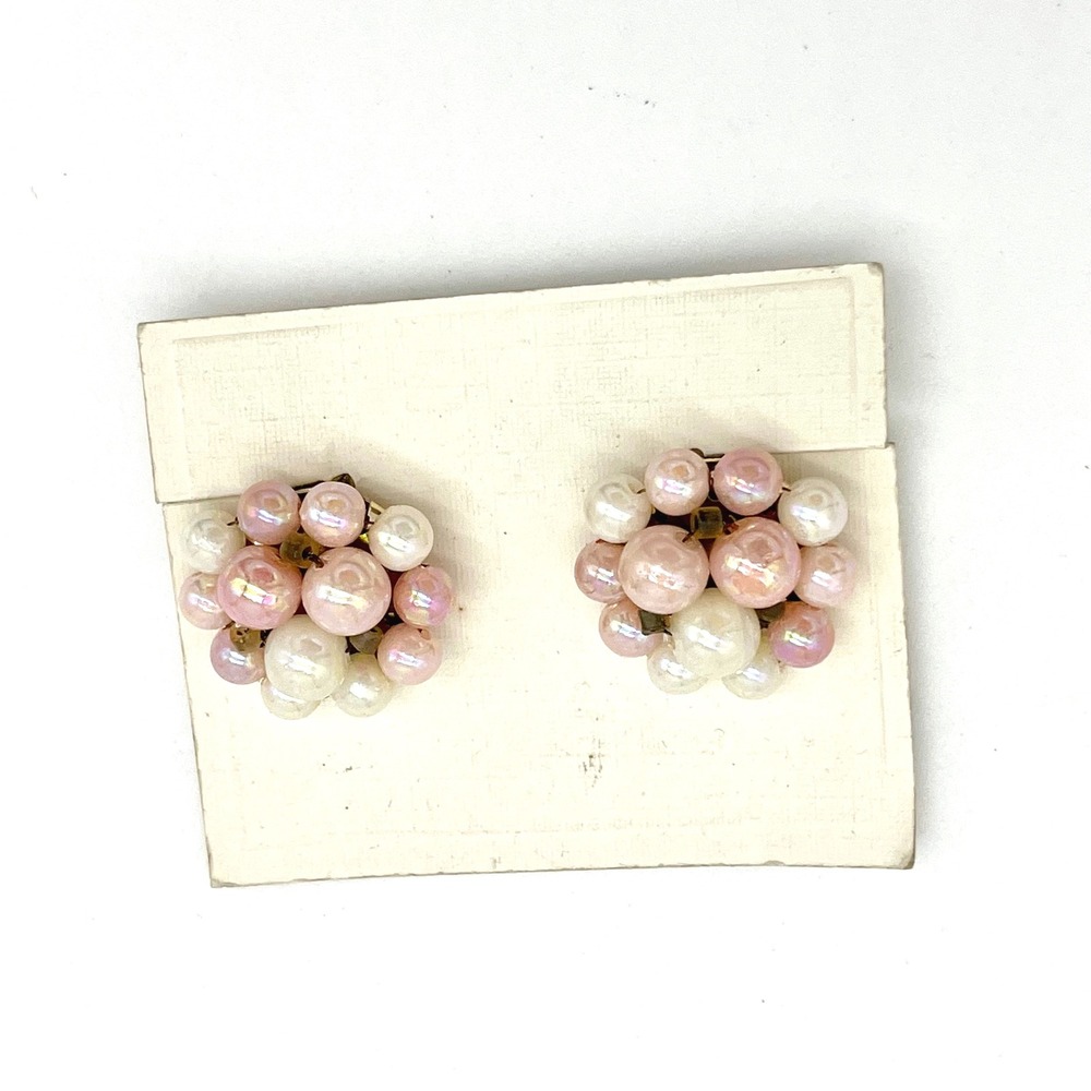 Vintage Japan Iridescent Faux‎ Pearl Cluster Clip On Earrings